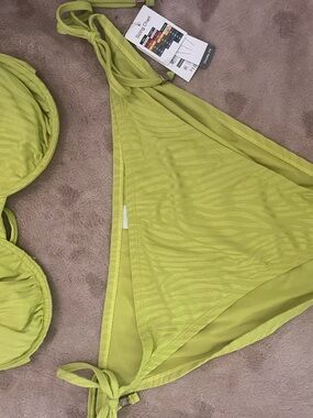 Time and Tru Lime Green Women's Bikini Set